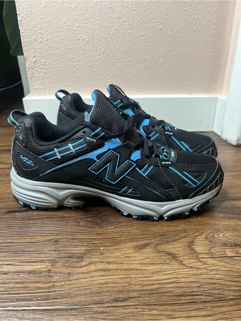 NEW BALANCE 411 all terrain shoes